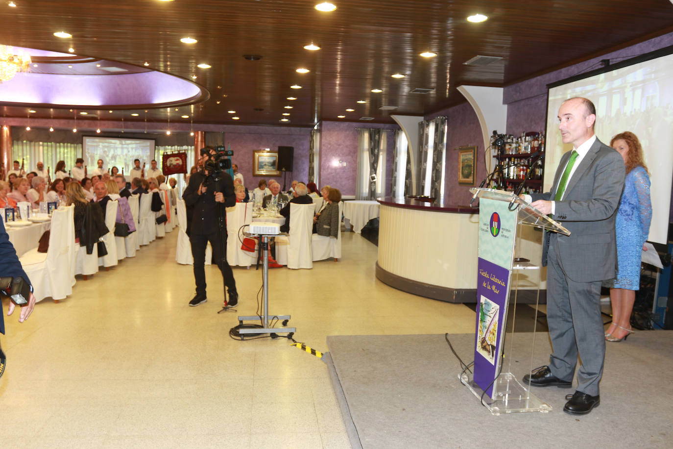 Fotos: Las letras asturianas celebran la Fiesta Literaria de la Mar