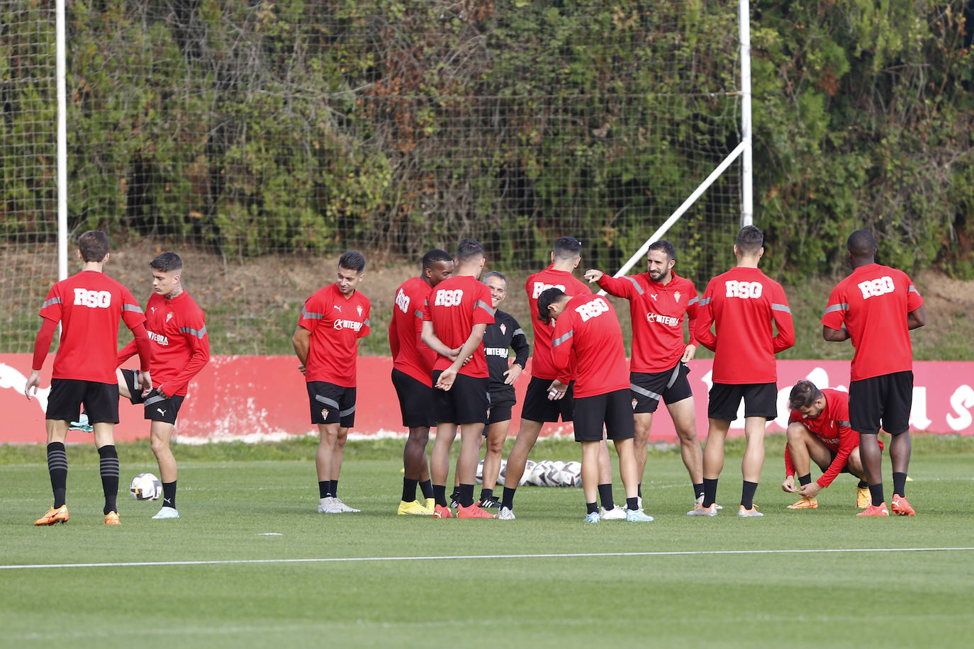 Fotos: Entrenamiento del Sporting (16-10-2022)