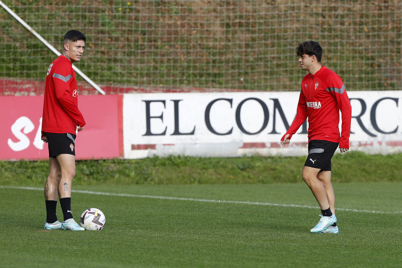 Fotos: Entrenamiento del Sporting (16-10-2022)