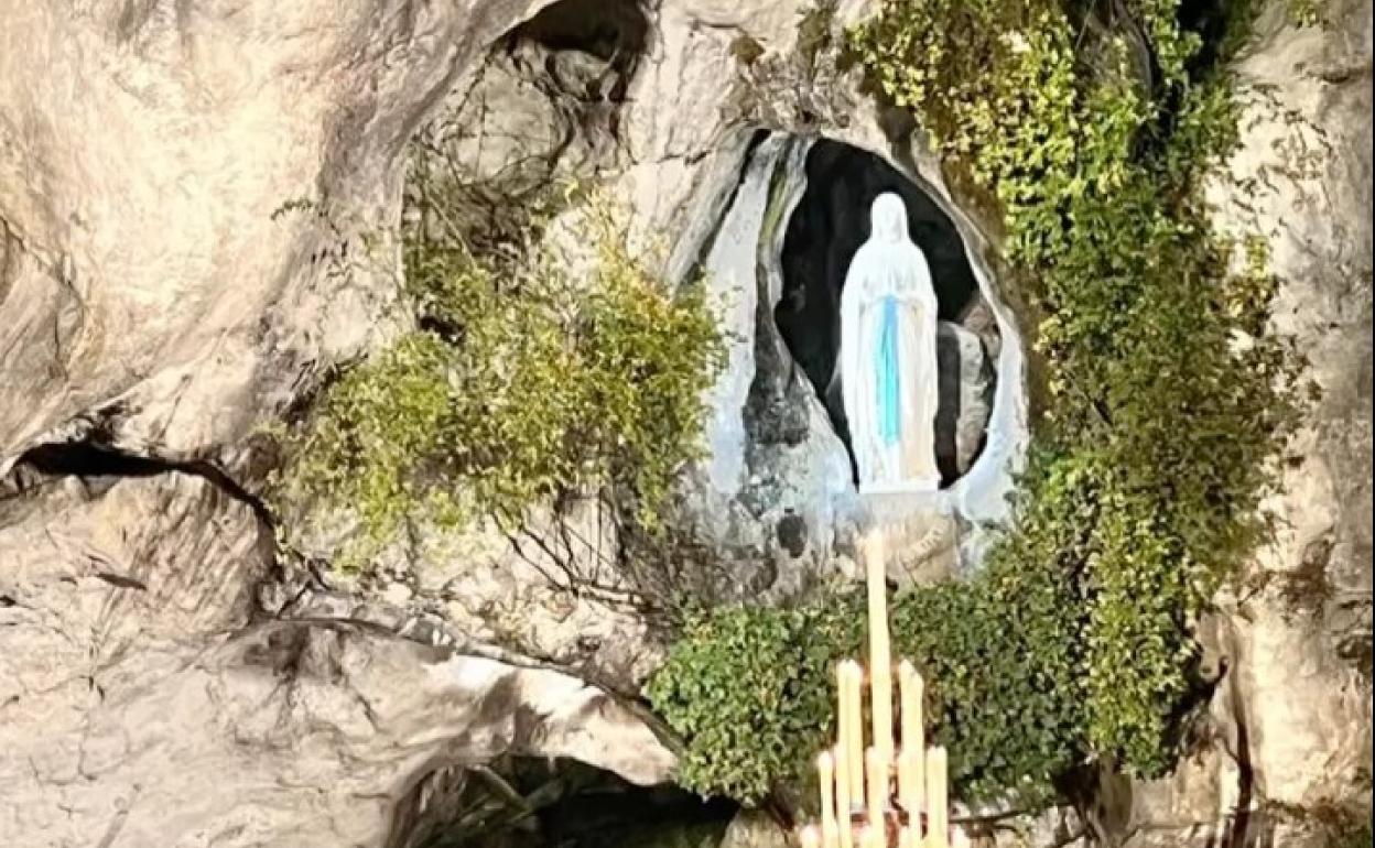 Tamara Falcó, de viaje en Lourdes. 