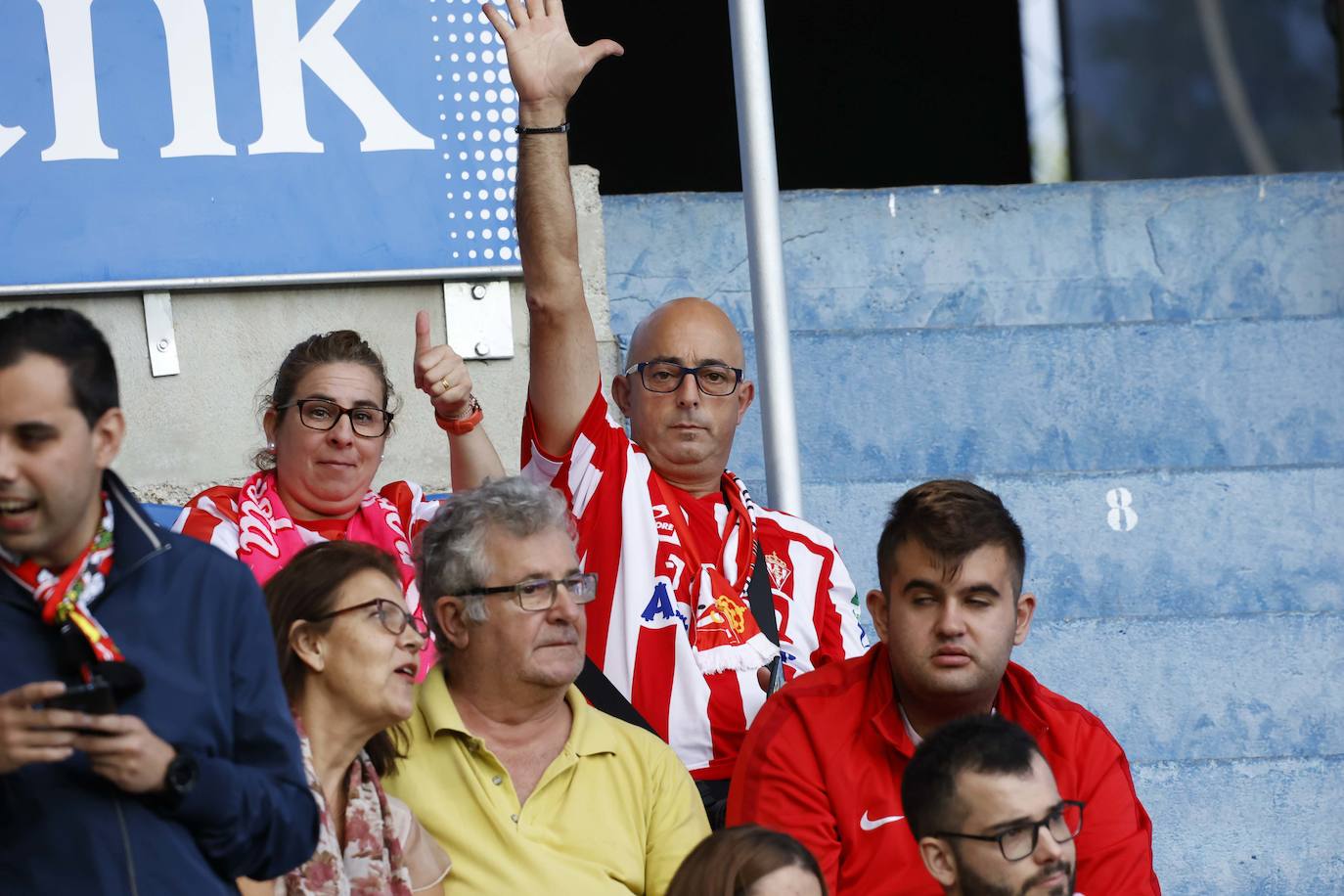 Fotos: ¿Estuviste en el Alavés - Sporting? ¡Búscate!