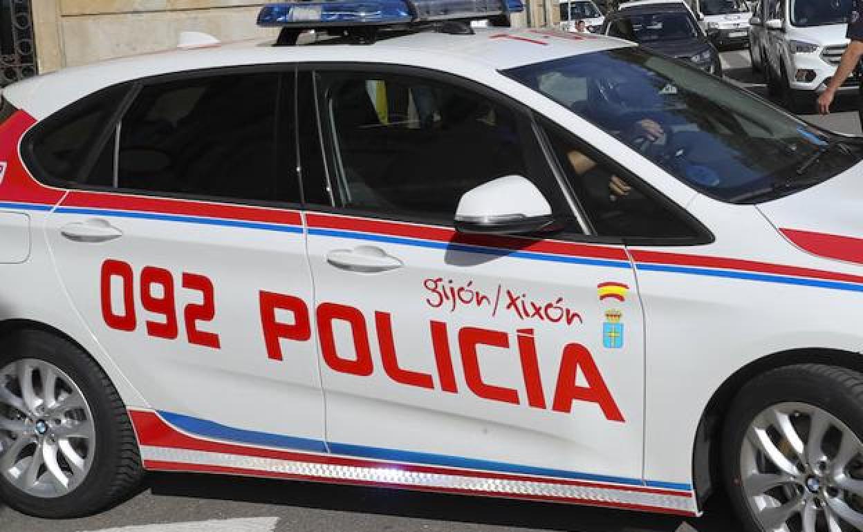 Detenido en Gijón por conducir a 128 kilómetros por hora en un tramo con una máxima de 50