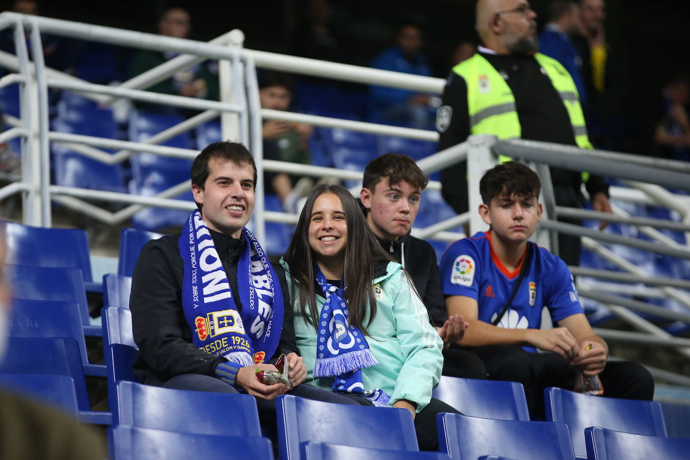 Fotos: ¿Estuviste en el Real Oviedo - Málaga? ¡Búscate!