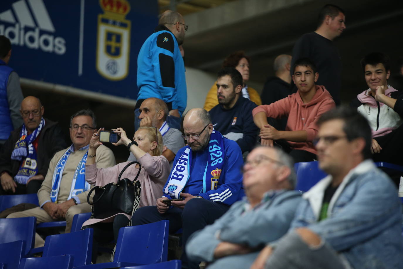 Fotos: ¿Estuviste en el Real Oviedo - Málaga? ¡Búscate!