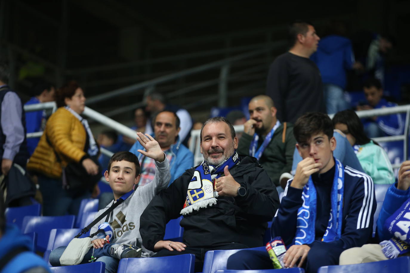 Fotos: ¿Estuviste en el Real Oviedo - Málaga? ¡Búscate!