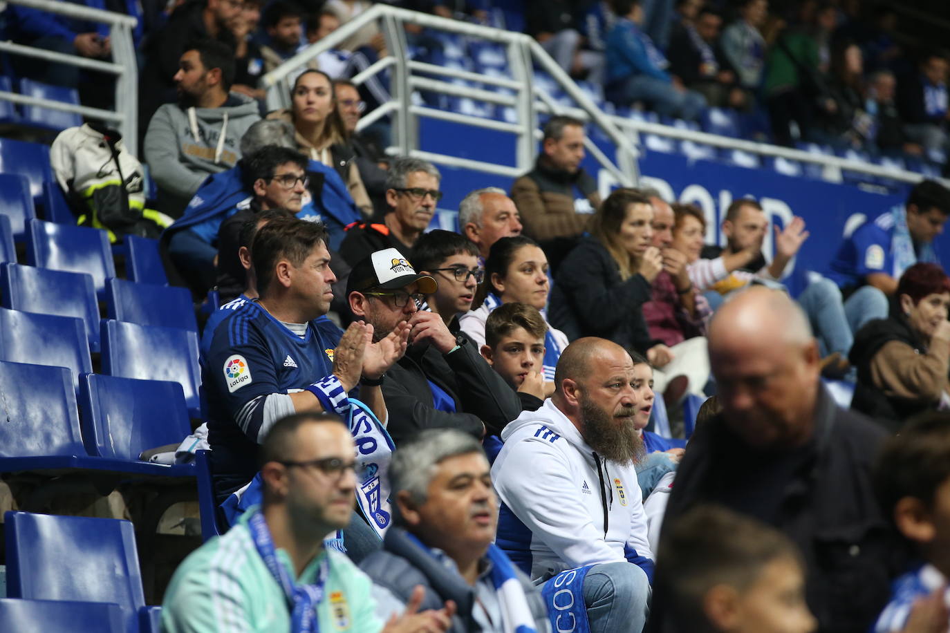 Fotos: ¿Estuviste en el Real Oviedo - Málaga? ¡Búscate!