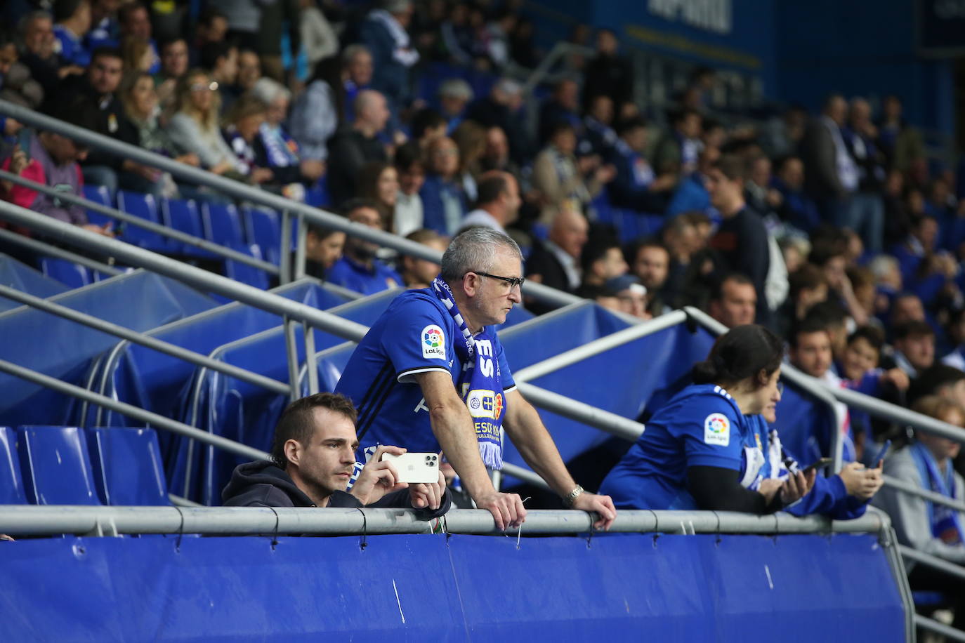 Fotos: ¿Estuviste en el Real Oviedo - Málaga? ¡Búscate!