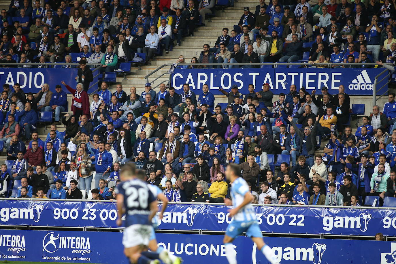 Fotos: ¿Estuviste en el Real Oviedo - Málaga? ¡Búscate!