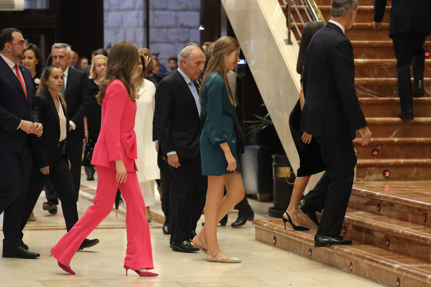 Fotos: Los estilismos de la Familia Real que conquistan Asturias