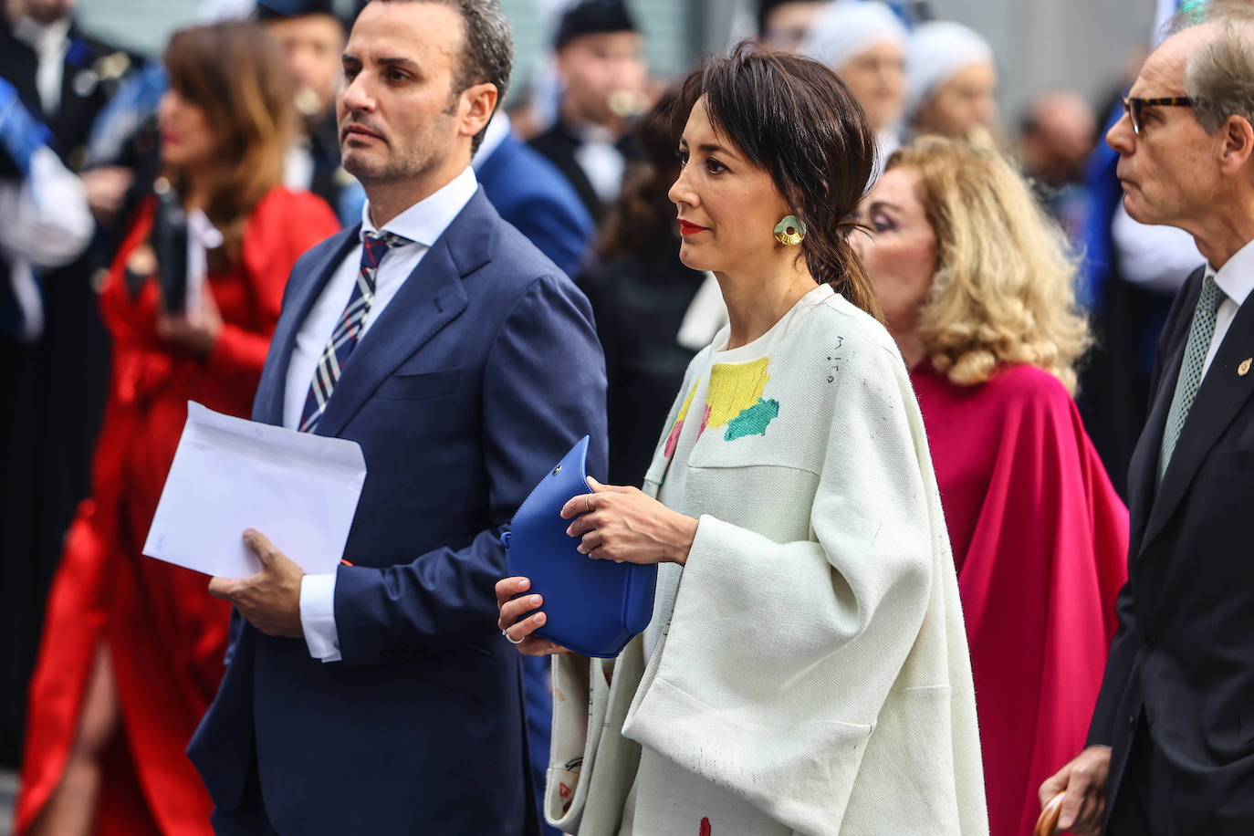 Fotos: Colorido en la alfombra azul de los Premios Princesa