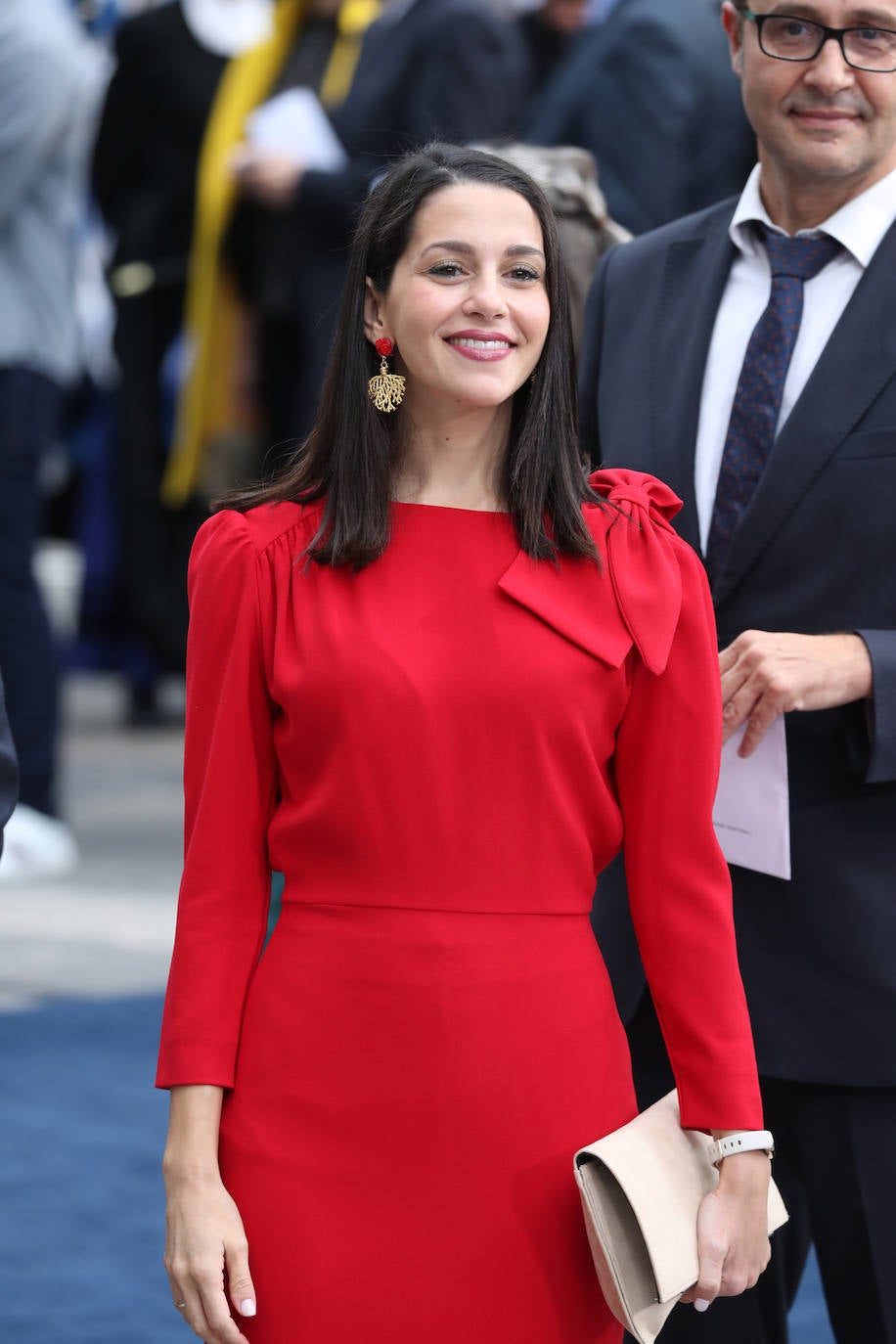 Fotos: Colorido en la alfombra azul de los Premios Princesa