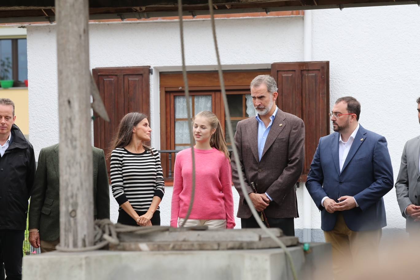 Fotos: Cadavedo, Pueblo Ejemplar y entregado en la visita de los Reyes