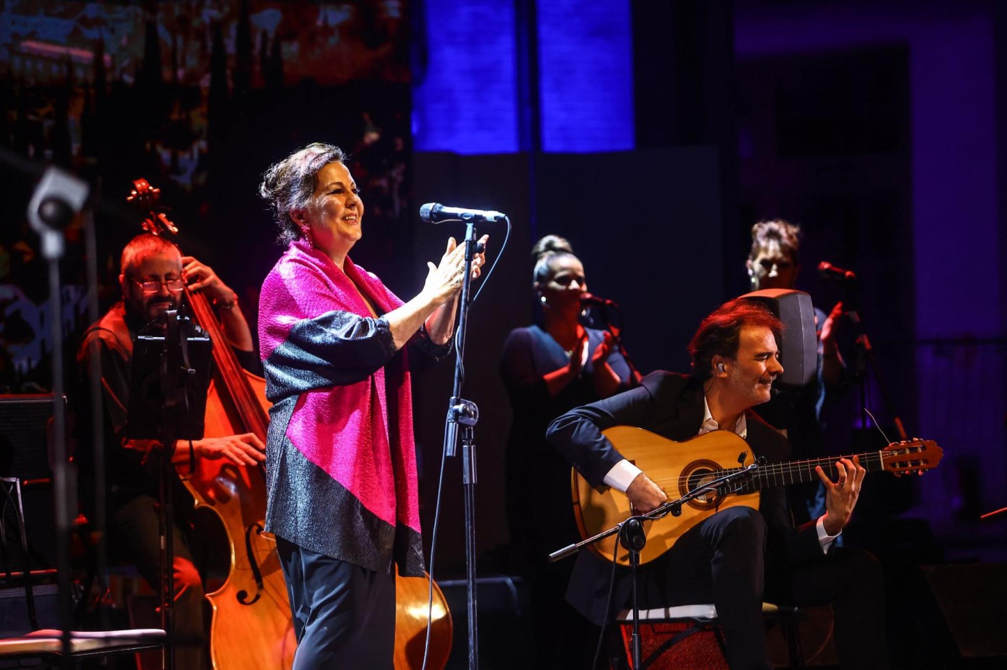 Carmen Linares, durante la actuación que cerró en Oviedo la Semana de los Premios de este año. 