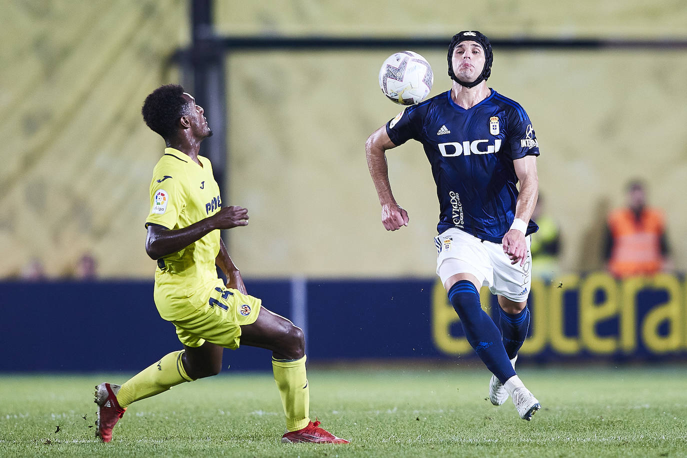 Fotos: Las mejores jugadas del Villarreal B - Real Oviedo