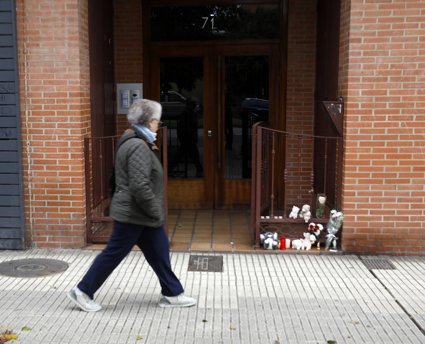 El juzgado dio la custodia de Olivia al padre por el arraigo de la niña  pese a tener una condena por violencia de género | El Comercio: Diario de  Asturias