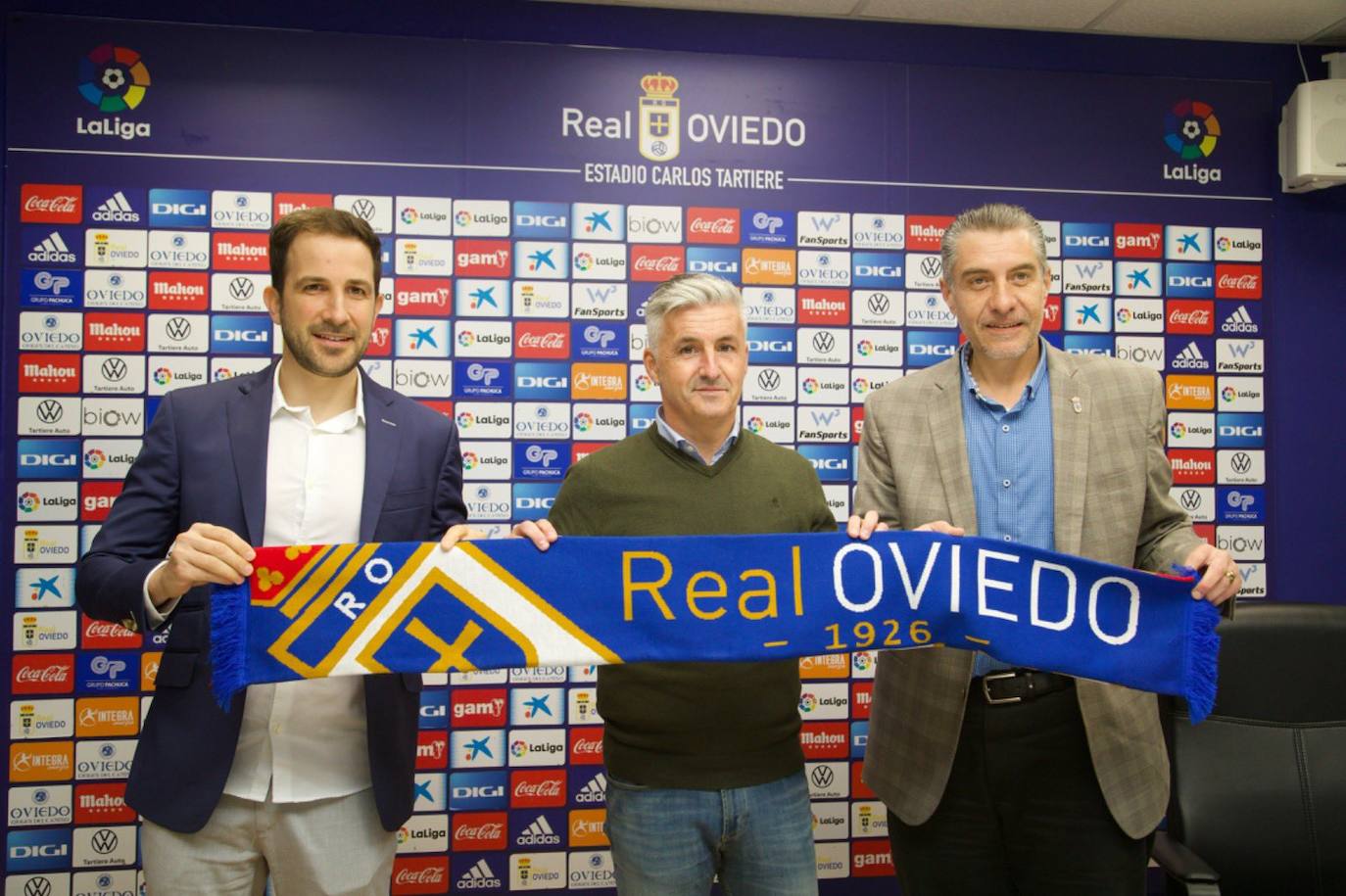 Suárez, junto a Agustín Lleida y Martín Peláez.