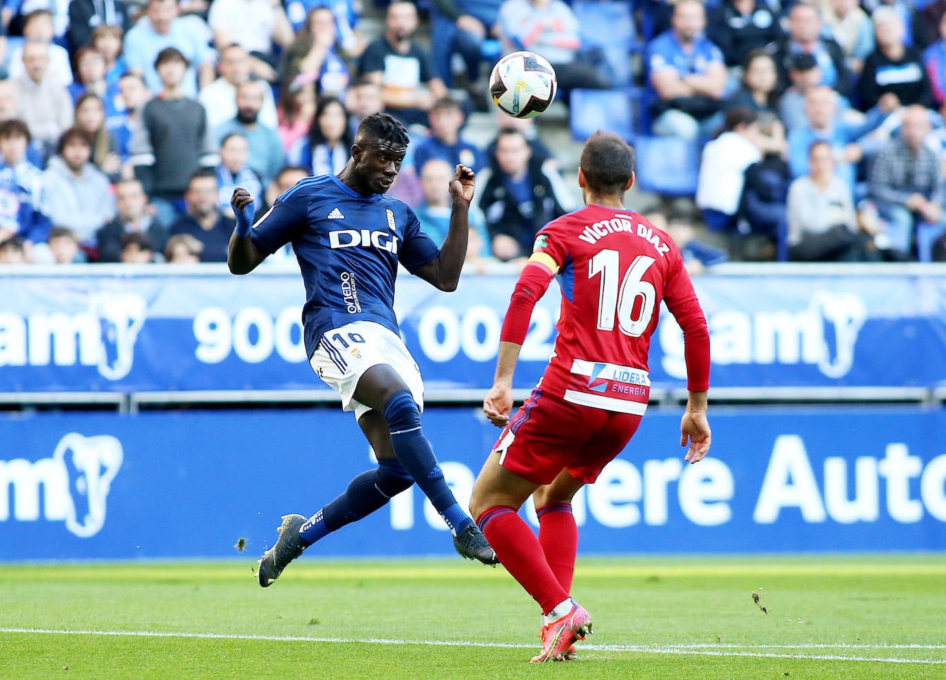 Fotos: Las mejores jugadas del Real Oviedo - Granada