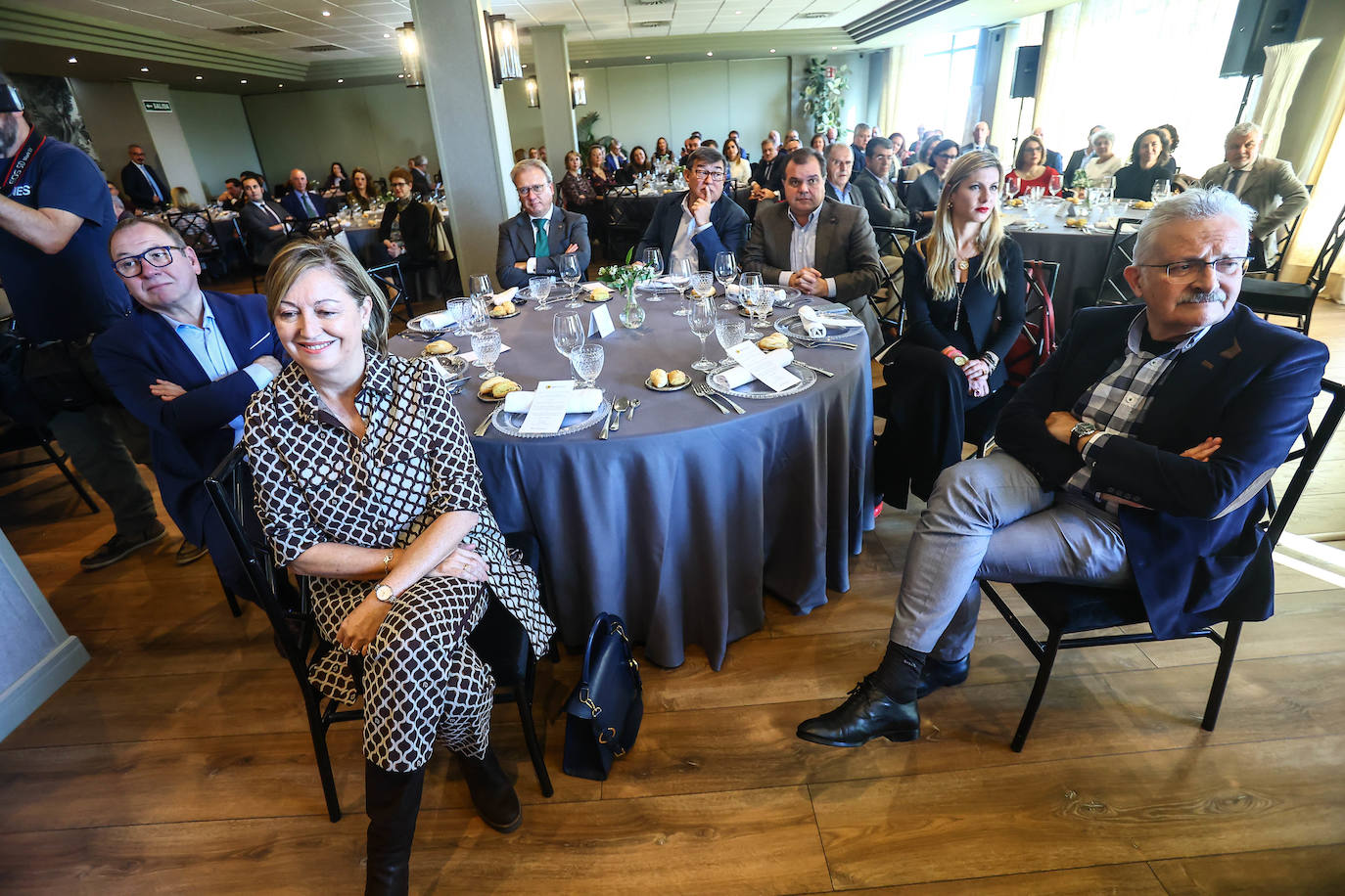 Fotos: Sáenz de Jubera, galardonado con el Premio Asturmanager por el «compromiso con su tierra»