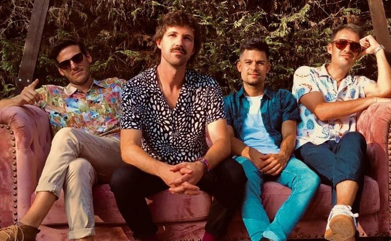 La banda Club, Love Feroz actuará el viernes en Gijón. 
