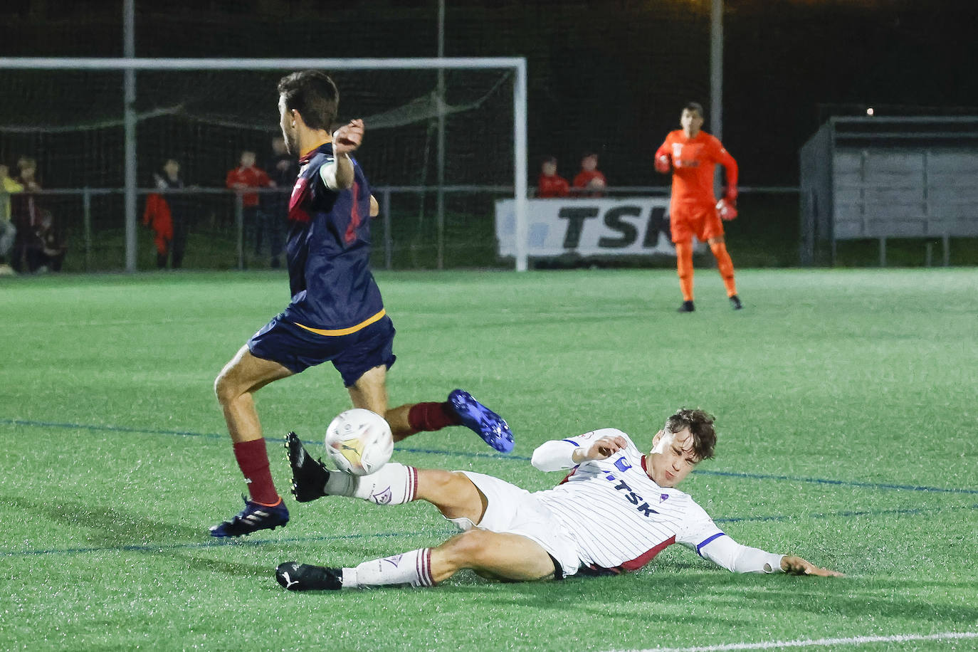 Fotos: Las mejores imágenes del TSK Roces - Gijón Industrial