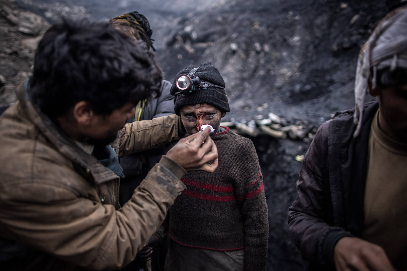 Fotos: El día a día en las minas de carbón de Chinarak