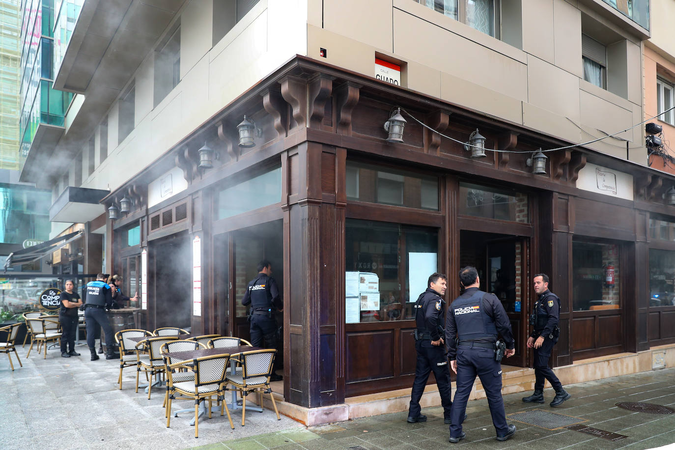 Fotos: Incendio en un local de la calle Aguado, en Gijón