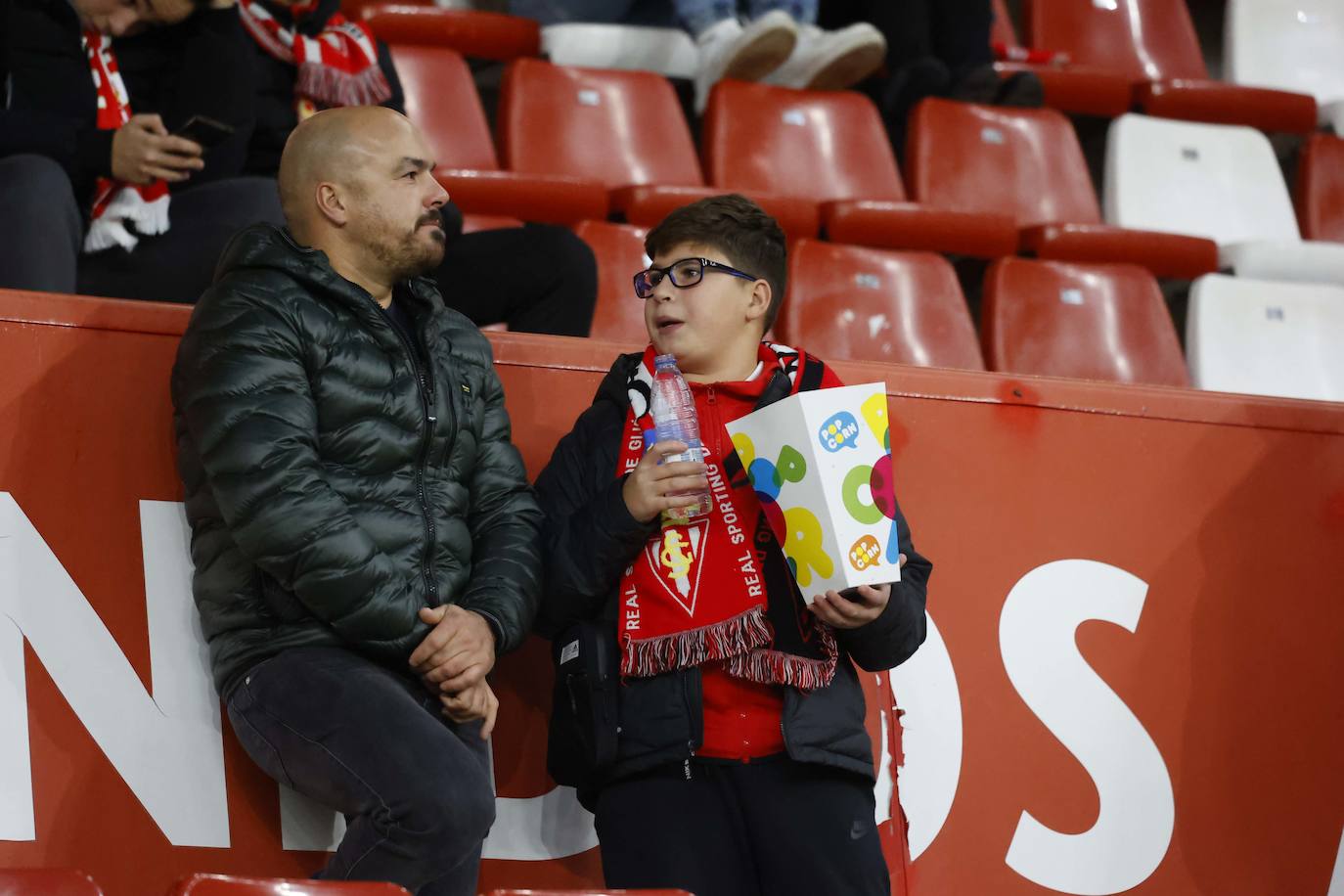 Fotos: ¿Estuviste en el Sporting - Leganés? ¡Búscate!