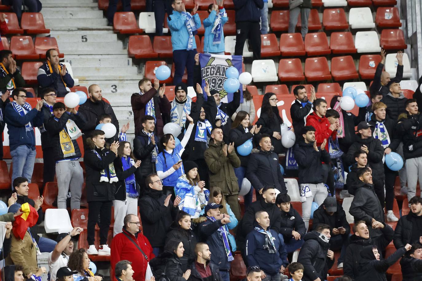 Fotos: ¿Estuviste en el Sporting - Leganés? ¡Búscate!