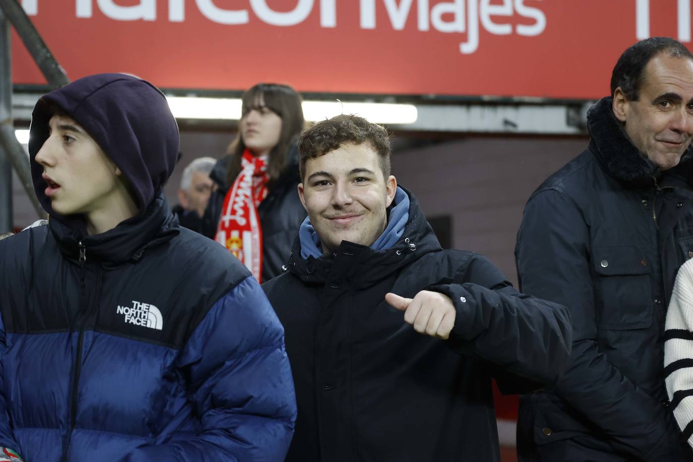 Fotos: ¿Estuviste en el Sporting - Leganés? ¡Búscate!