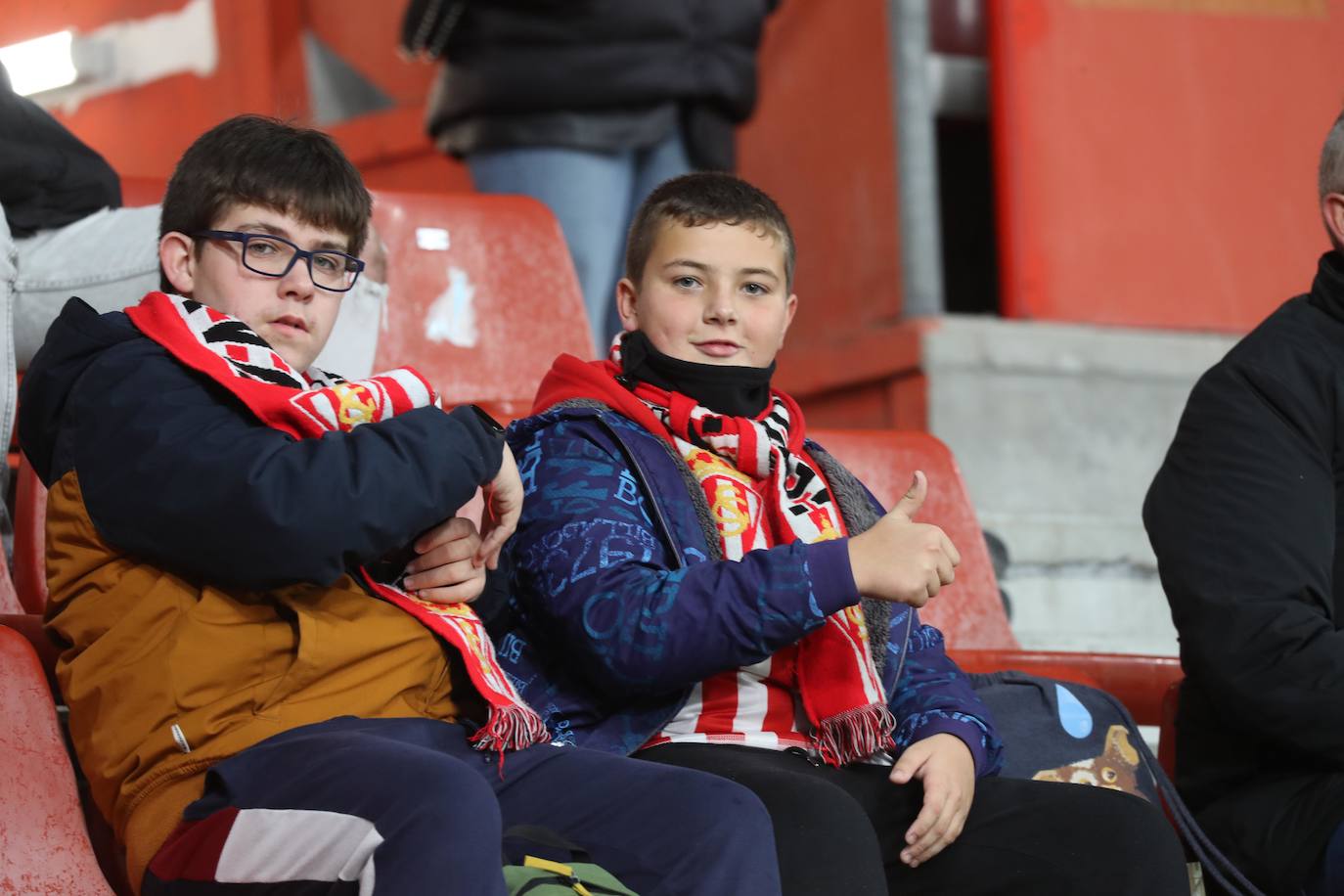 Fotos: ¿Estuviste en el Sporting - Leganés? ¡Búscate!