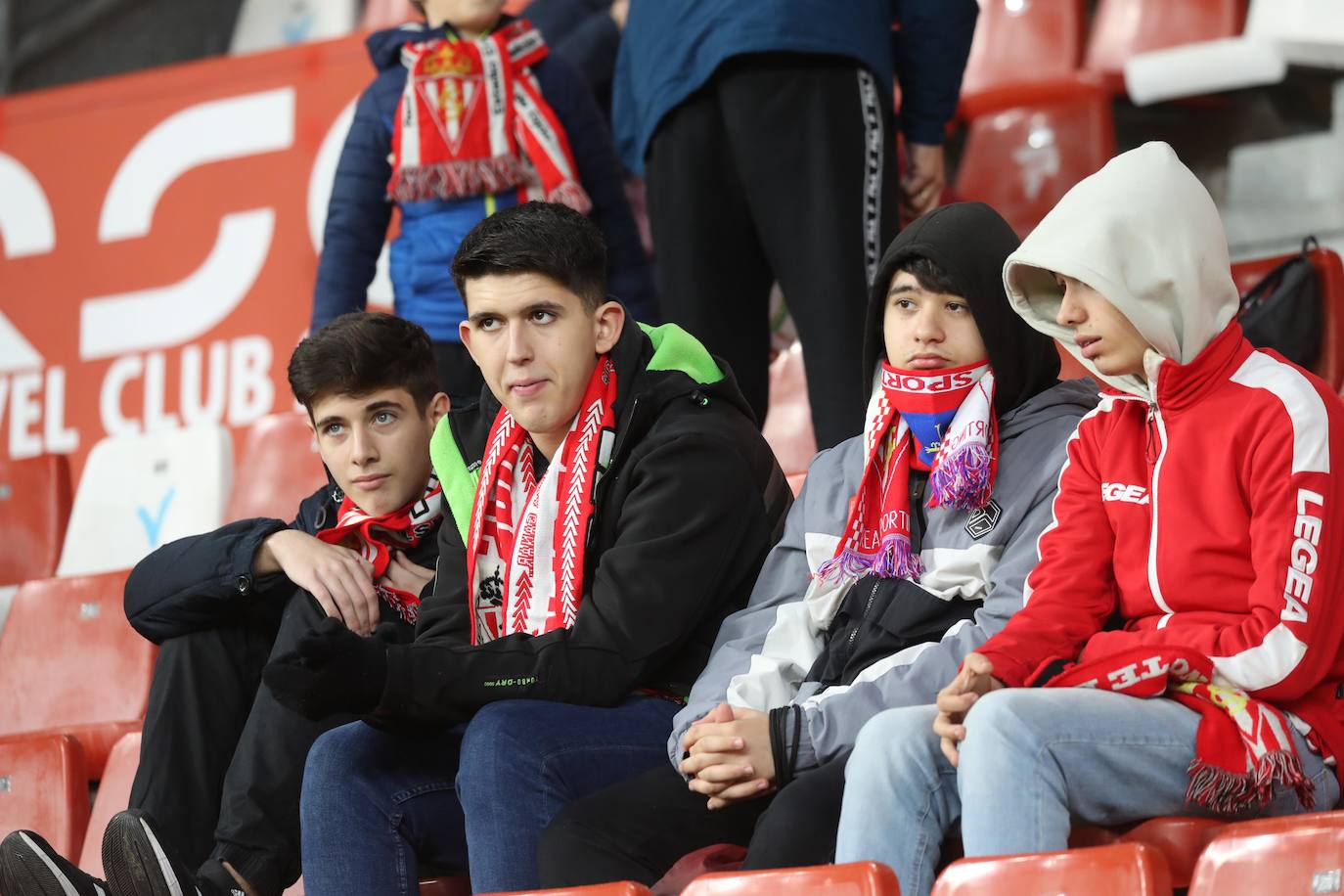 Fotos: ¿Estuviste en el Sporting - Leganés? ¡Búscate!