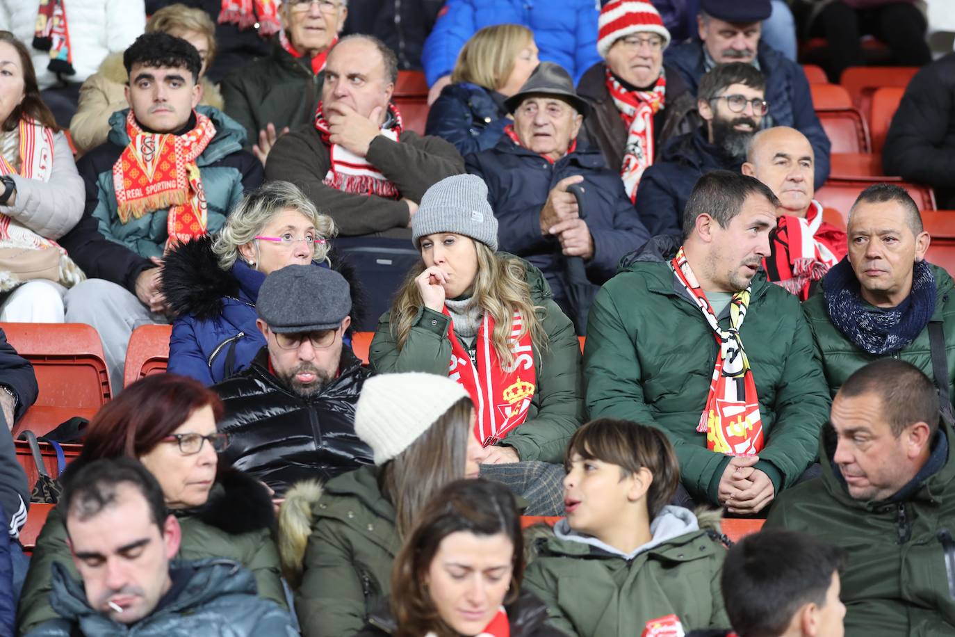 Fotos: ¿Estuviste en el Sporting - Leganés? ¡Búscate!