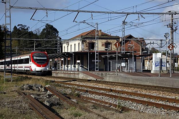 Dos corredores ferroviarios con inversión similar para 2023, pero que avanzan a ritmos diferentes