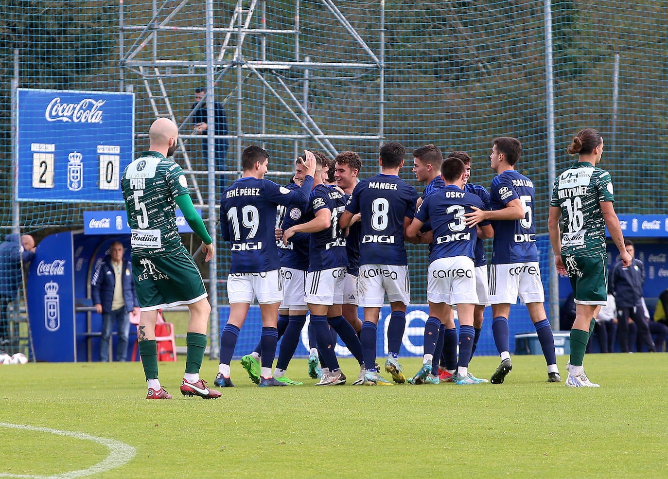 Fotos: Las mejores jugadas del Vetusta - Guijuelo