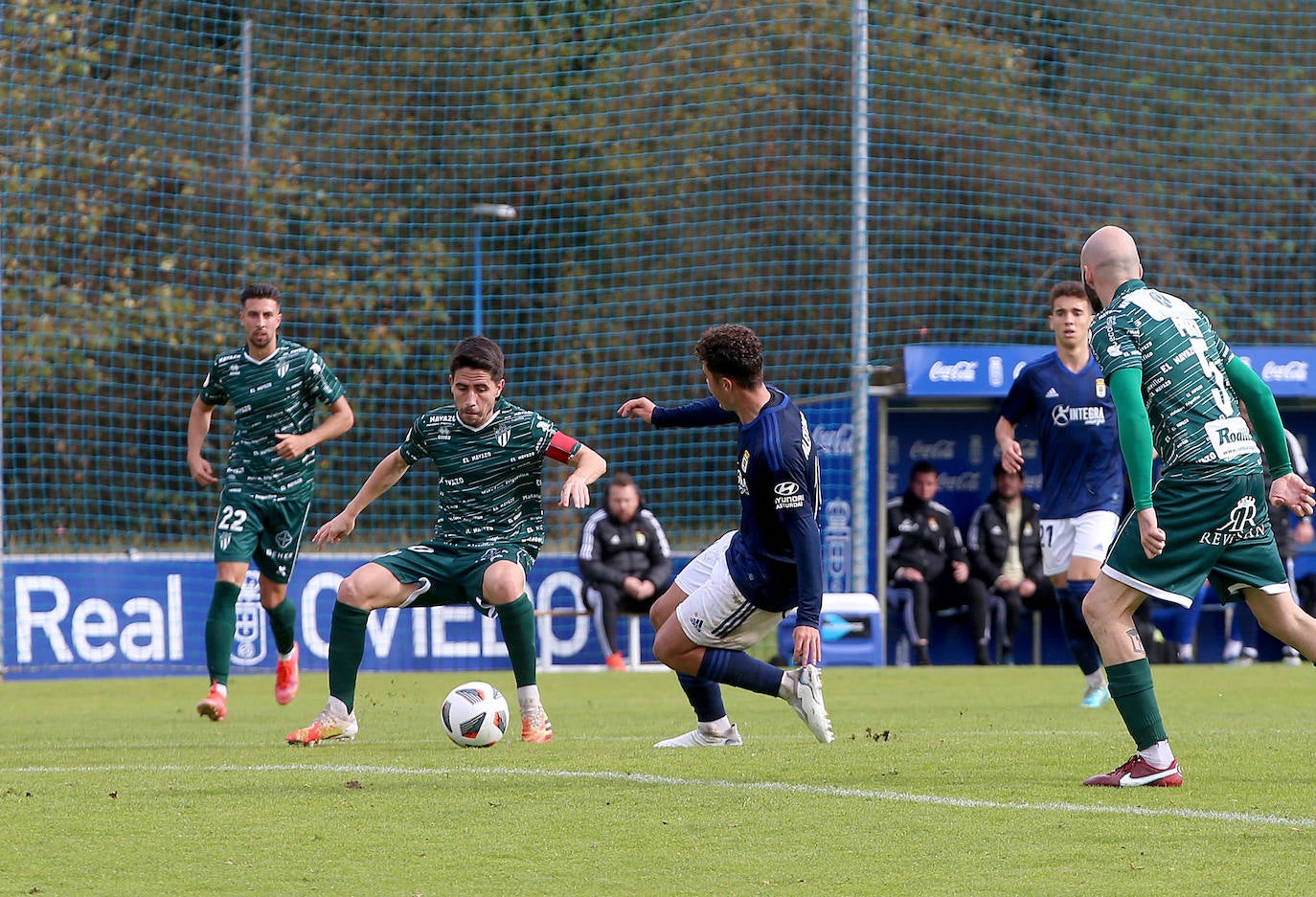 Fotos: Las mejores jugadas del Vetusta - Guijuelo