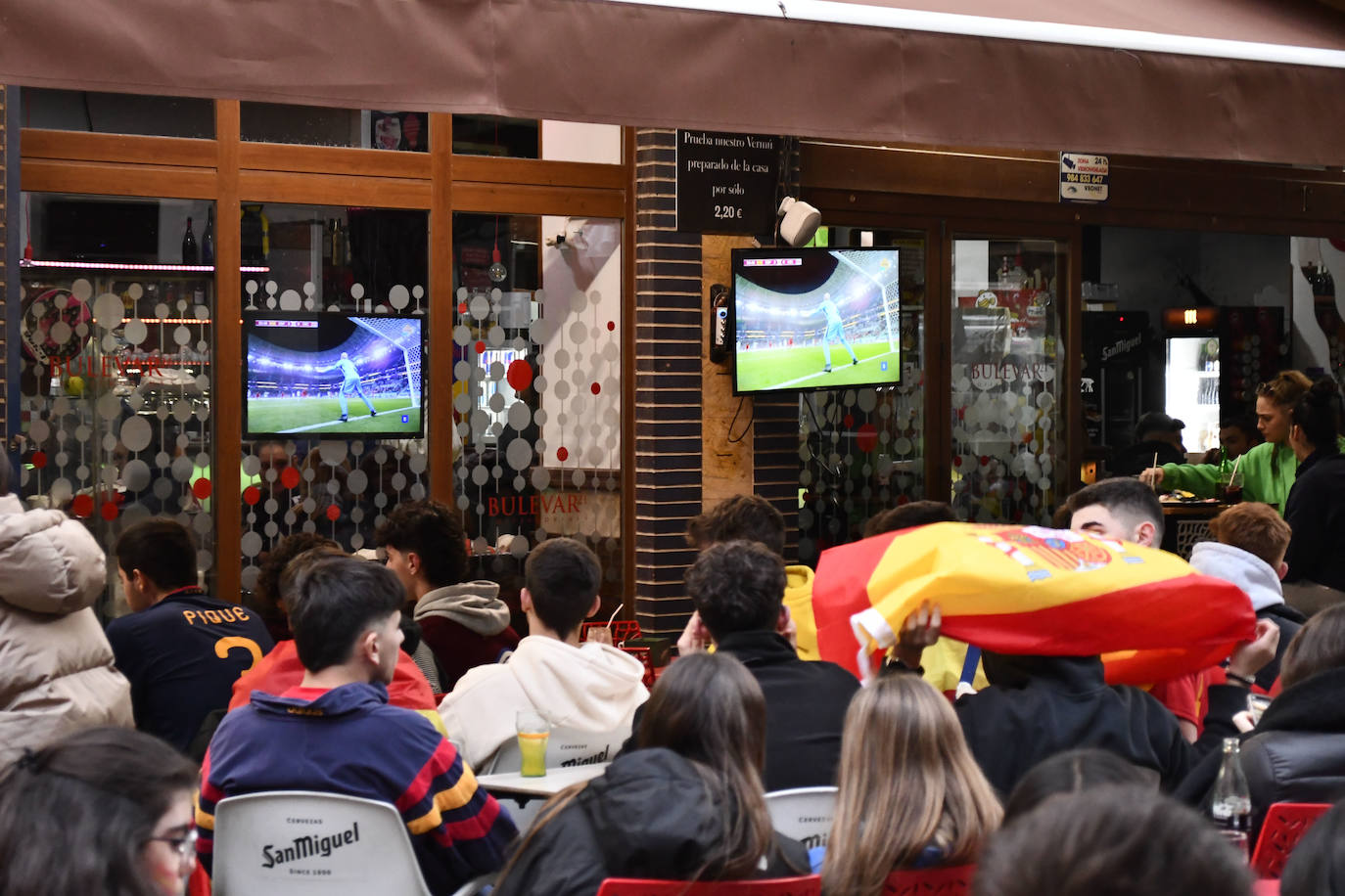 Fotos: Así se vivió en Asturias el debut de España en el Mundial