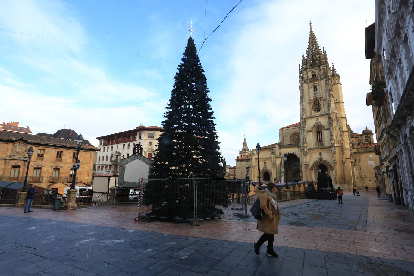 Fotos: Oviedo se viste de Navidad