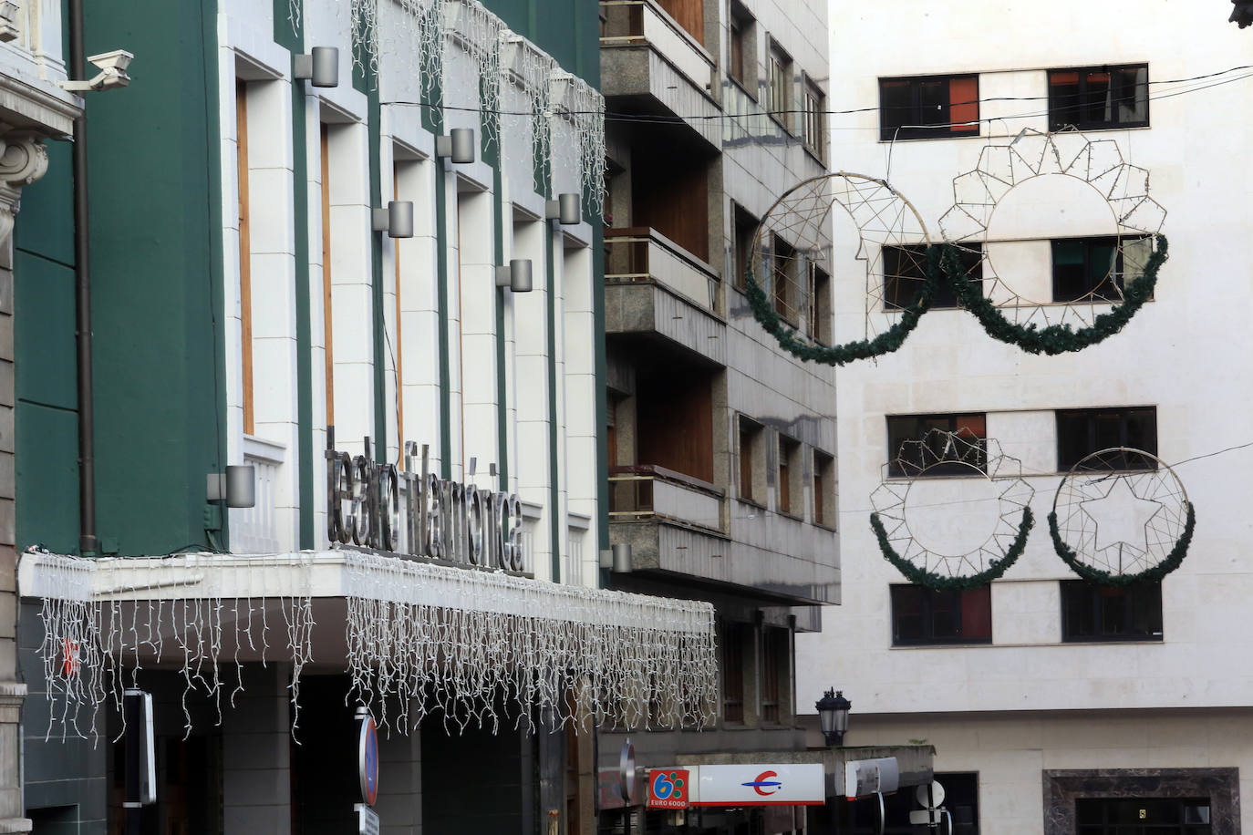 Fotos: Oviedo se viste de Navidad