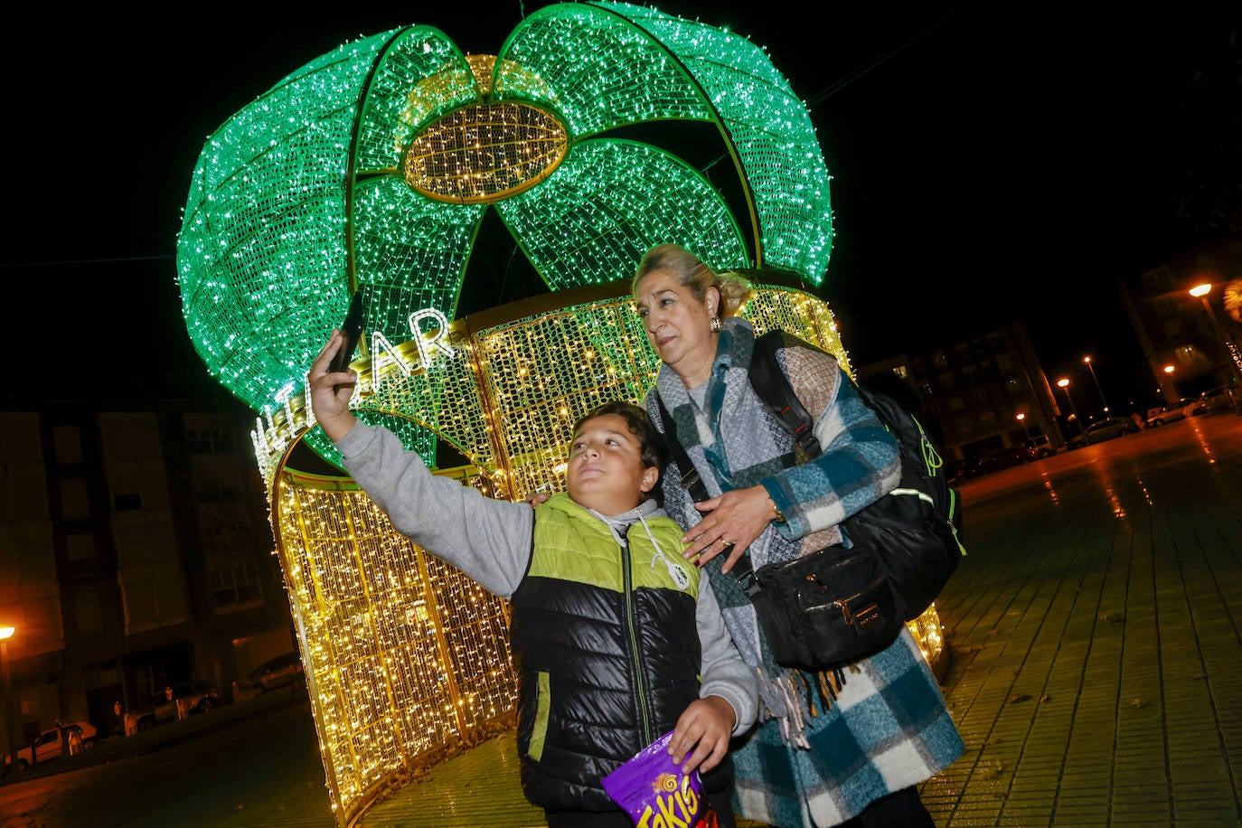 Fotos: Gijón estrena su alumbrado de Navidad más llamativo y deslumbrante