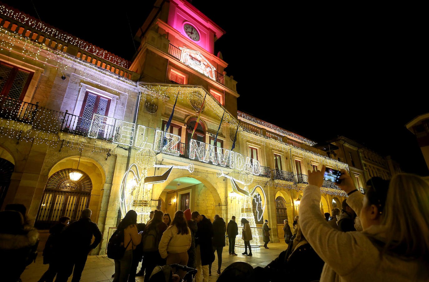 Fotos: Oviedo enciende la Navidad más multitudinaria