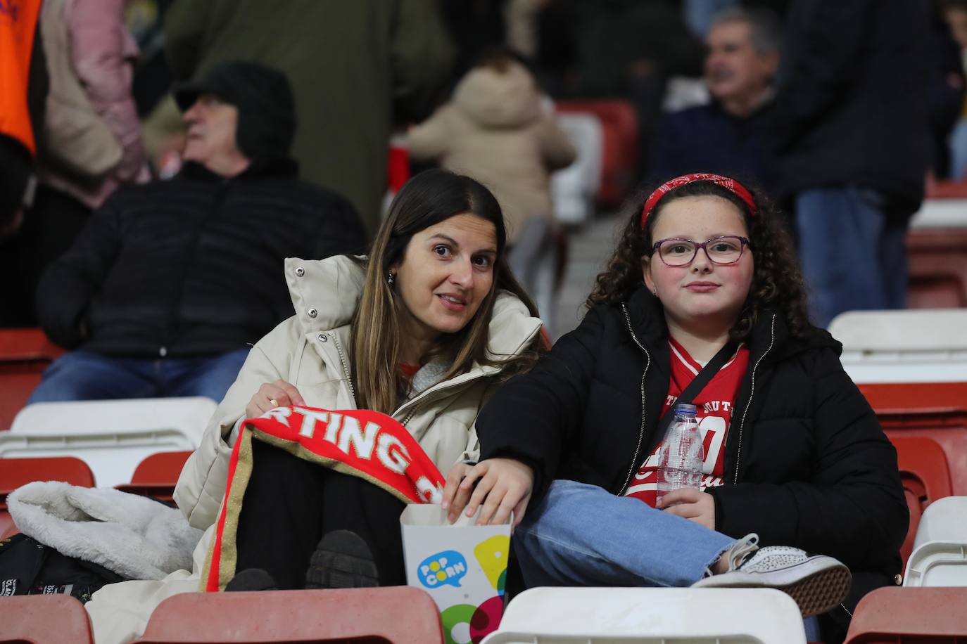 Fotos: ¿Estuviste en el Sporting - Las Palmas? ¡Búscate!