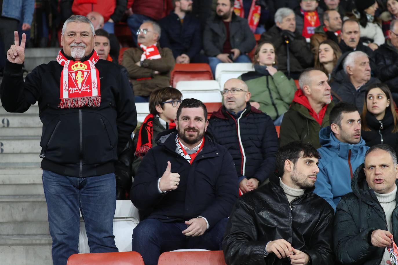 Fotos: ¿Estuviste en el Sporting - Las Palmas? ¡Búscate!