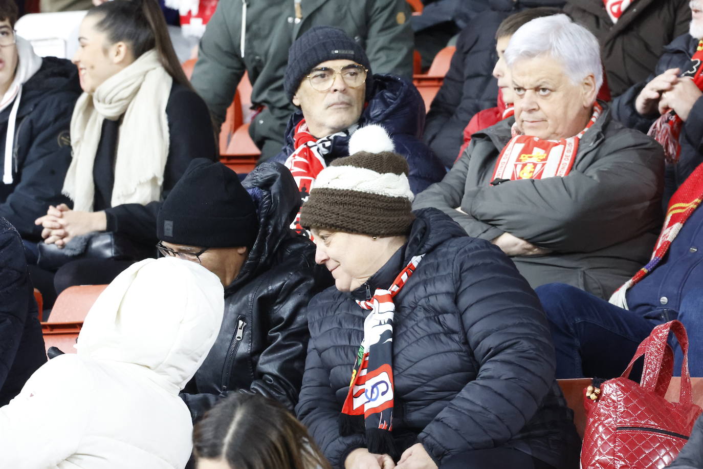 Fotos: ¿Estuviste en el Sporting - Las Palmas? ¡Búscate!