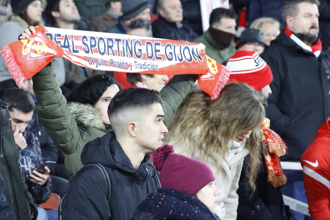 Fotos: ¿Estuviste en el Sporting - Las Palmas? ¡Búscate!