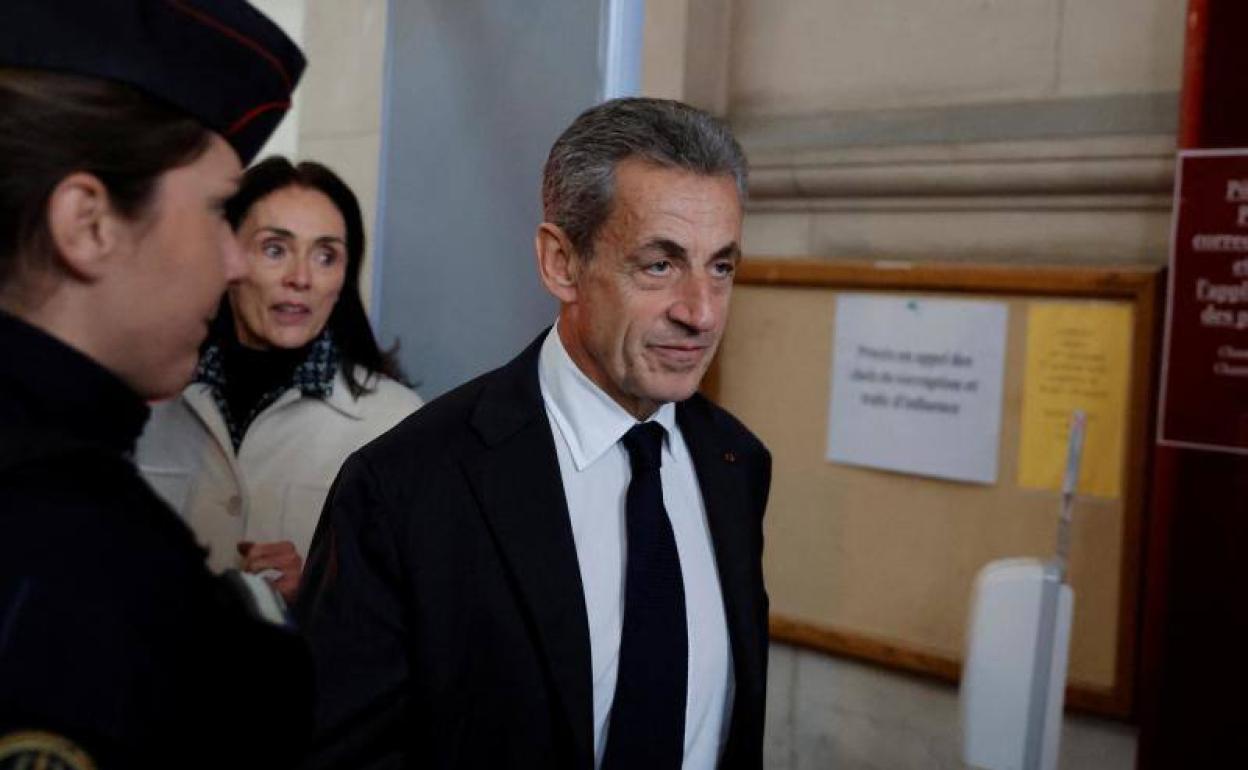 El expresidente francés Nicolas Sarkozy, este lunes a su entrada al Tribunal de Apelación de París.