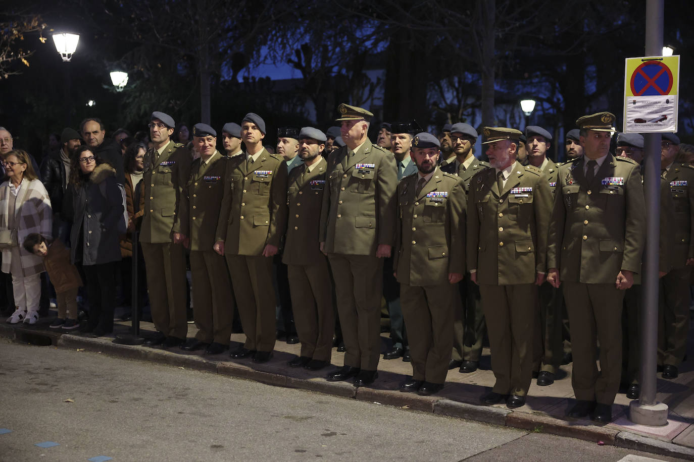 Fotos: Entrega de la Medalla de Oro al Regimiento «Príncipe» número 3 en Siero