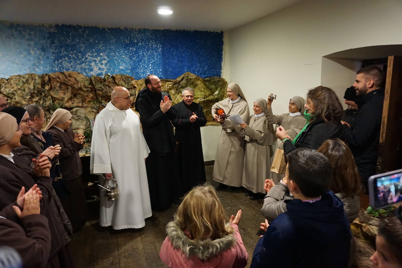 Fotos: Belenes detallistas en el Santuario de Covadonga