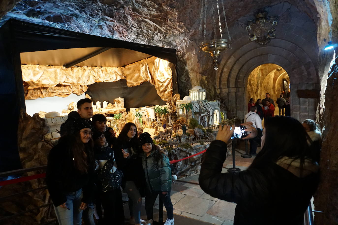 Fotos: Belenes detallistas en el Santuario de Covadonga