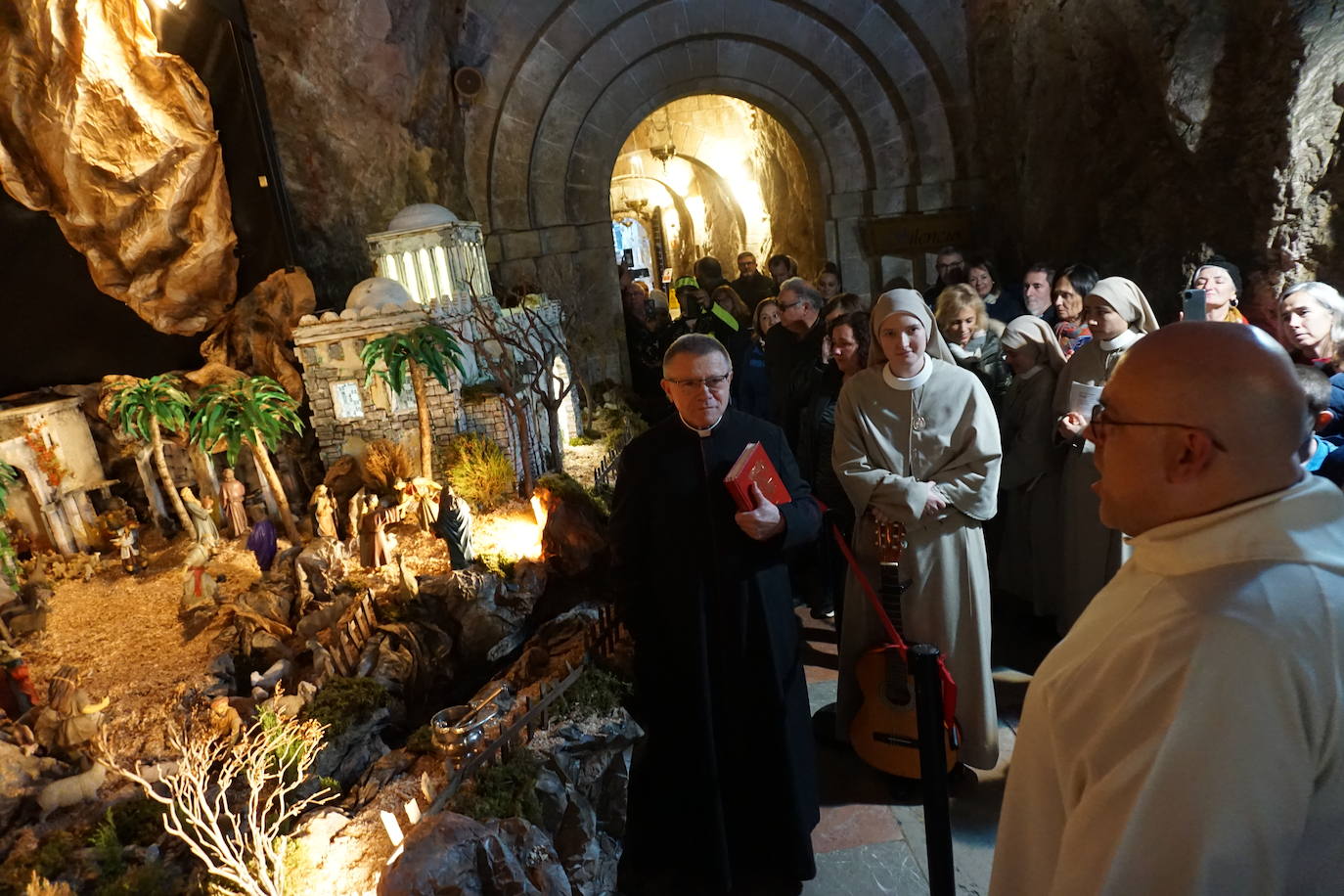 Fotos: Belenes detallistas en el Santuario de Covadonga