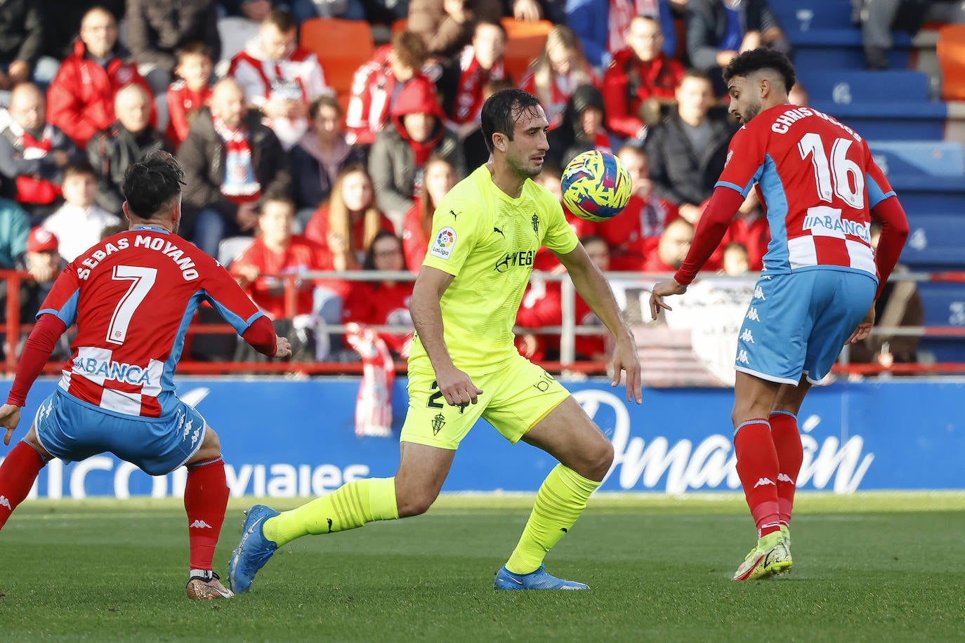 Fotos: Las mejores jugadas del Lugo 0-1 Sporting